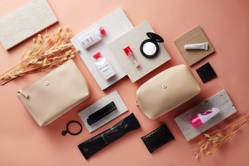Emirates Hadirkan Amenities Kit Bulgari Summer Season