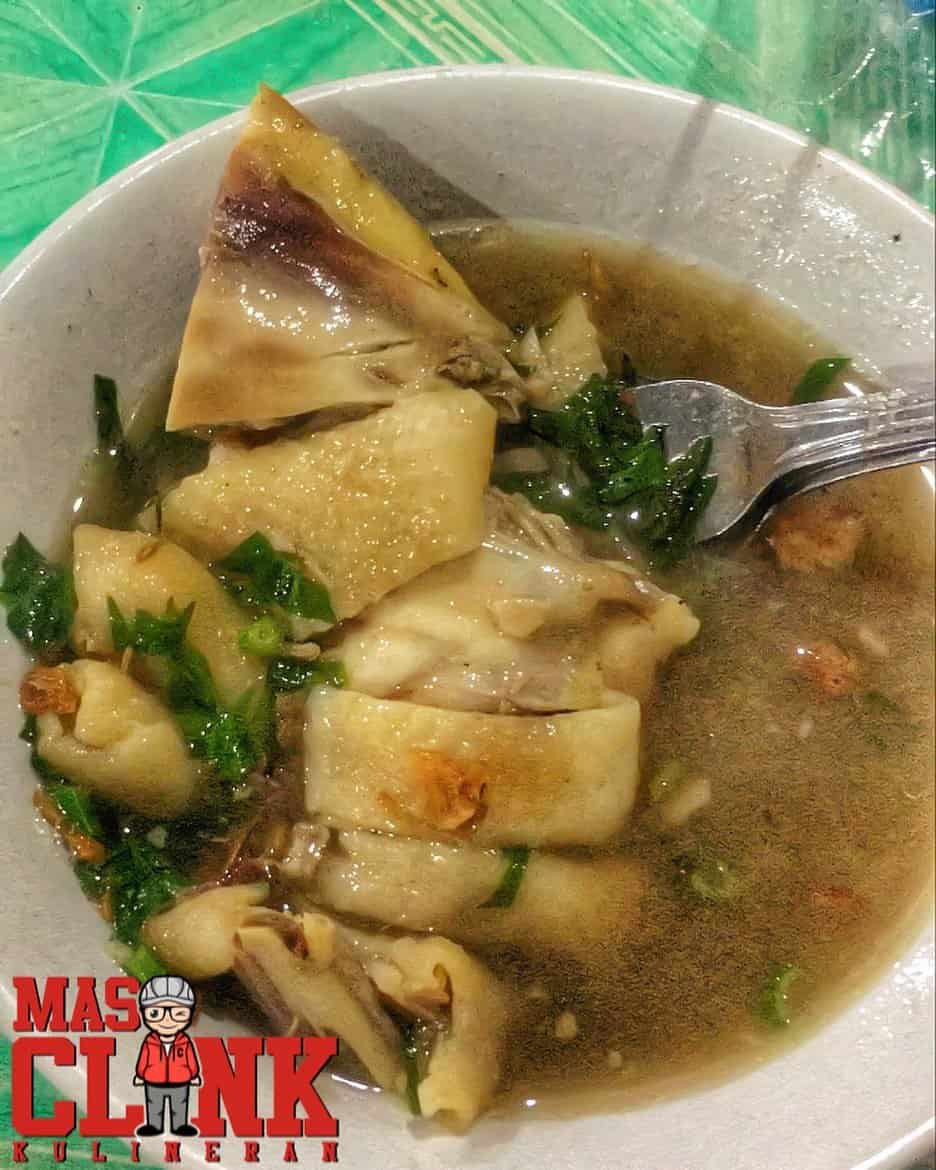 Cabangnya di Jogja Ada di Mana-mana, Ternyata Ini Sejarah Warung Sop Ayam Pak Min
