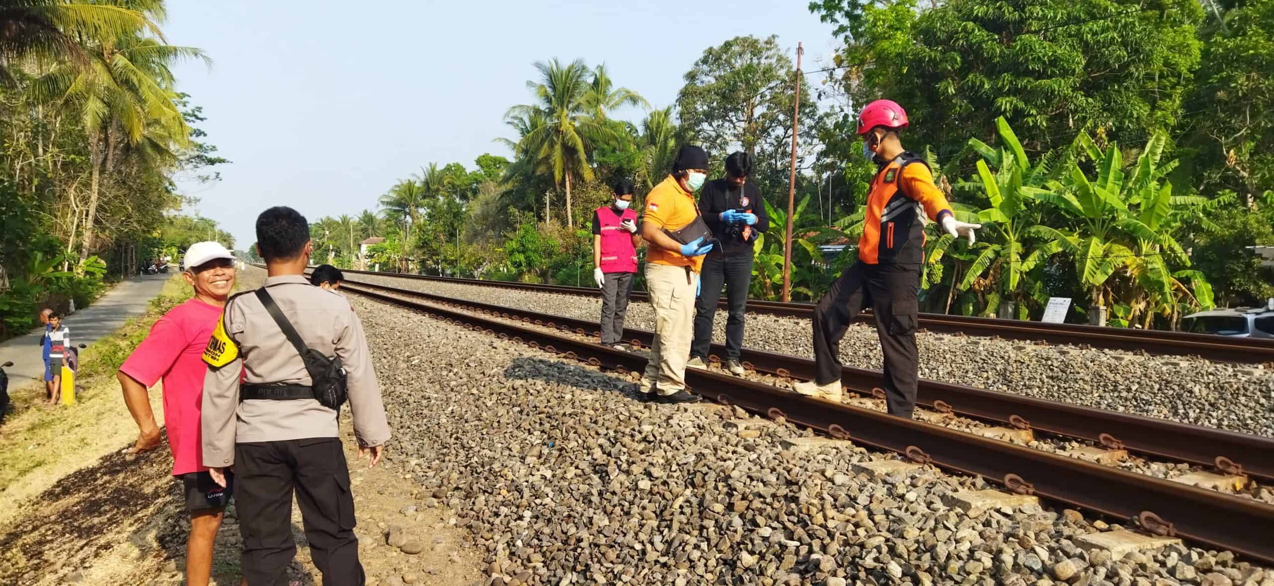 Petani di Kulon Progo Tergeletak di Tepi Rel, Ternyata Tewas Tersambar Kereta Api