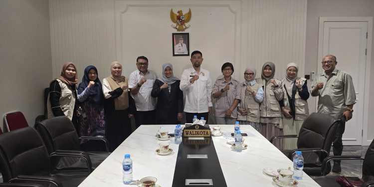 Audience TIM SSGI 2024, Kadis Kesehatan dengan Walikota Makassar