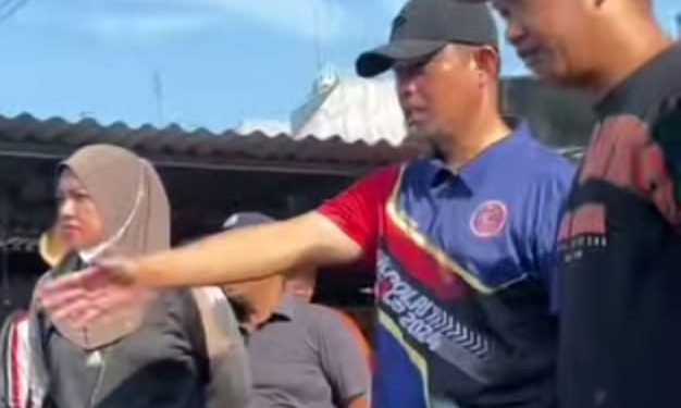 Pemerintah Kecamatan Bontoala melakukan kegiatan kerja bakti Sabtu Bersih