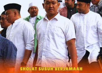 Camat Bontoala Menghadiri Kegiatan sholat subuh berjamaah di Anjungan Pantai Losari