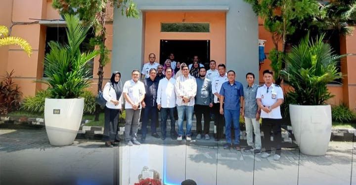 CAMAT TAMALATE TERIMA LANGSUNG SILATURAHMI ANGGOTA DPRD KOTA MAKASSAR KOMISI A