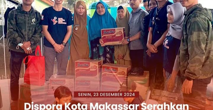 Dispora Makassar salurkan bantuan untuk korban banjir di Kecamatan Manggala