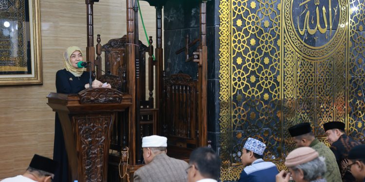 Wakil Wali Kota Makassar Safari Ramadan di Masjid Amirul Mu’minin