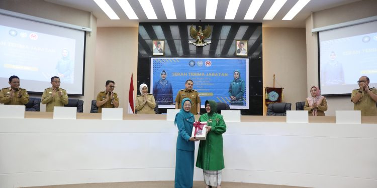 Sertijab Ketua TP PKK Kota Makassar, Melinda Aksa Resmi Gantikan Indira Yusuf Ismail
