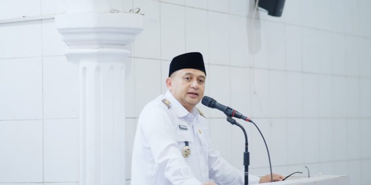Wali Kota Makassar Munafri Arifuddin Buka Puasa Bersama Ratusan Jamaah Masjid Agung 45
