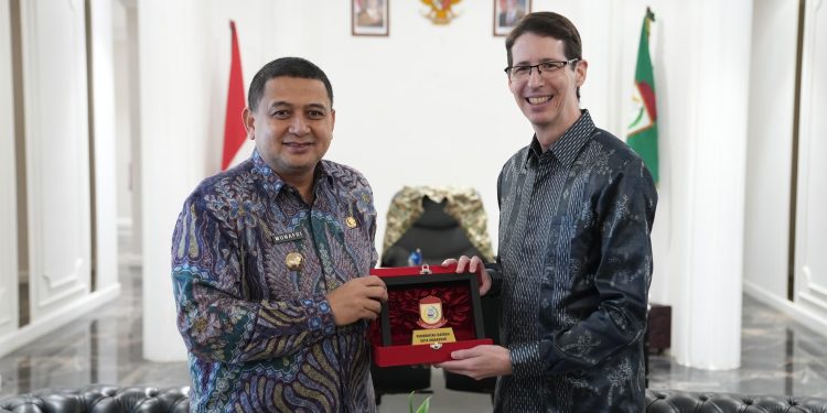 Temui Wali Kota Makassar, Konjen Australia Bahas Kelanjutan Program RISE