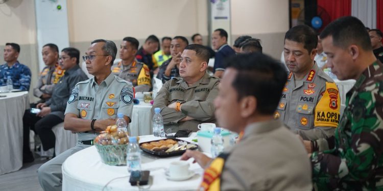 Wali Kota Munafri Bersama Forkopimda Sulsel Pantau Pos Pengamanan Mudik dan Aktivitas Malam Takbiran