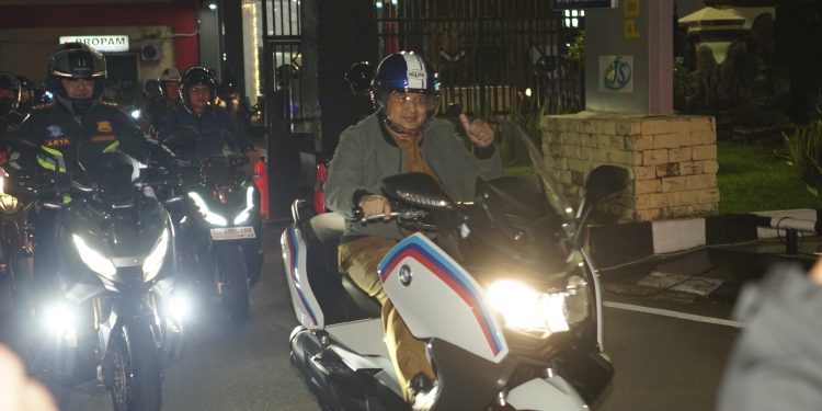 Gunakan Sepeda Motor, Munafri Bersama Forkopimda Kota Makassar Pantau 4 Posko Terpadu Mudik Lebaran 2025