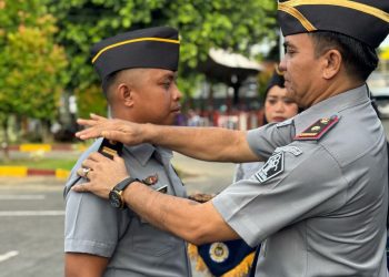 Lapas Makassar Gelar Upacara Penyematan Kenaikan Pangkat ASN