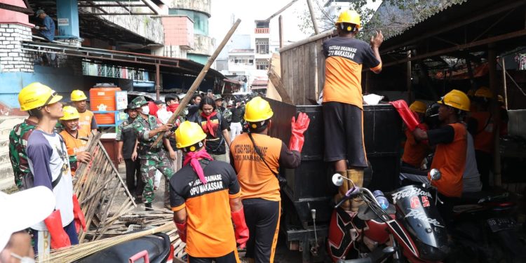 Warga Apresiasi Karya Bakti Kodim 1408/ Makassar, Pasar Terong Kini Lebih Bersih dan Tertata