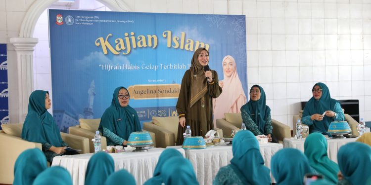 Kajian Islam TP PKK Makassar, Melinda Aksa Tekankan Pentingnya Pembinaan Spiritual Perempuan