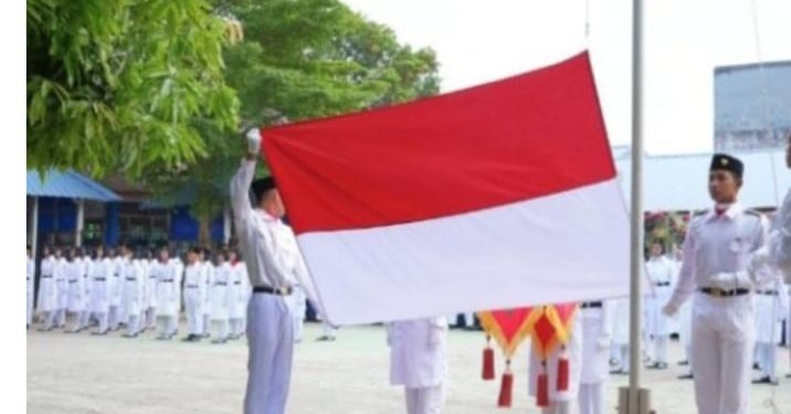 SMPN 21 Makassar Gelar Upacara HUT ke-80 RI, Perkuat Semangat Nasionalisme Pelajar