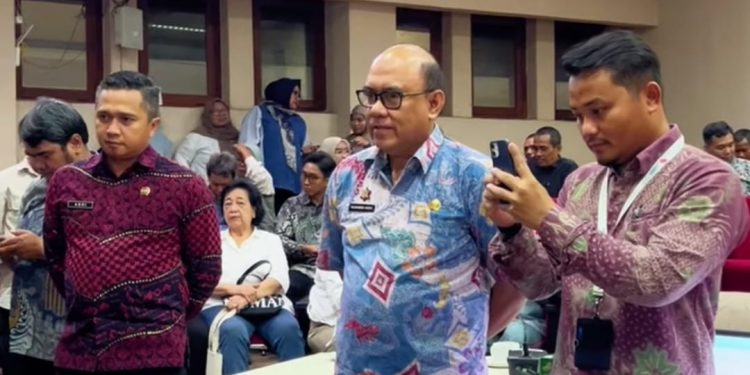 DPMPTSP Makassar Genjot Sinergi Perizinan dan Penyerahan PSU
