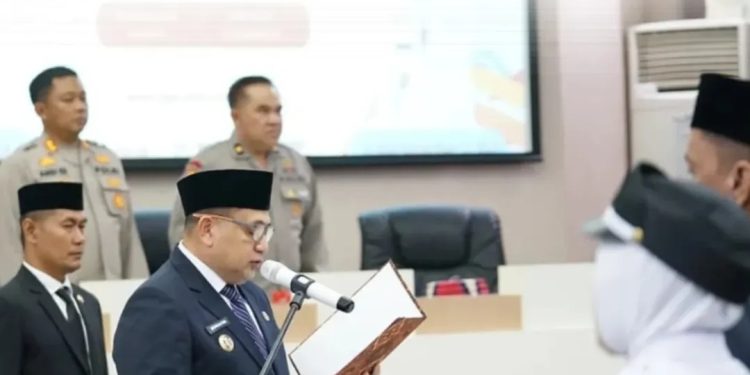 Camat Tallo Hadiri Pelantikan Pejabat Pemkot Makassar, Walikota Lantik Langsung di Balai Kota!