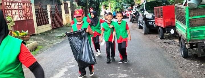 “Aksi Besar Manggala: Ribuan Warga Bergerak Bersihkan Kota, Jejalah Sampah Makassar 2025 Pecahkan Antusiasme Warga”