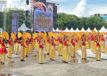 SMP Negeri 47 Makassar Mengguncang Karebosi! Aksi Tari Kolosal Pelajar Bikin HUT Kota Makassar ke-418 Makin Berkelas