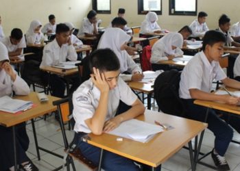 SMP Negeri 14 Makassar Tutup Tahun 2025 dengan Aksi Disiplin dan Prestasi Siswa