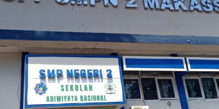 SMP Negeri 2 Makassar Perkuat Budaya Disiplin di Awal Semester